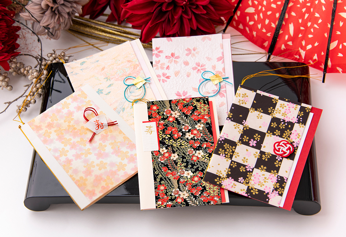 紙招待状の復活！ 人気だったweb招待状が減少傾向、紙招待状の良さが再燃中！歌の音 wedding design