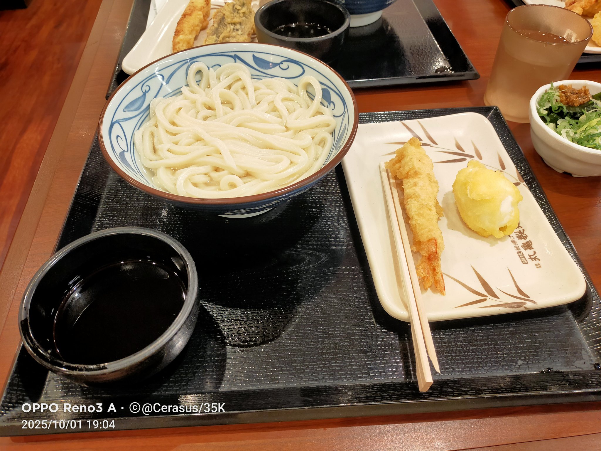 うどん並が1杯180円！？毎月1日は丸亀製麺の釜揚げうどん半額ばい！肥後ジャーナル - 熊本の今をお届けするメディアサイト