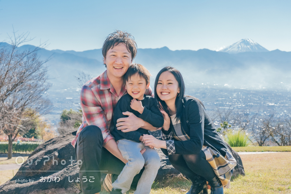 おしゃれな家族写真を撮影して2024年の年賀状を作ろう!!千葉で人気のフォトスタジオライフスタジオ市川店 - ライフスタジオ市川店千葉県 市川市写真スタジオ