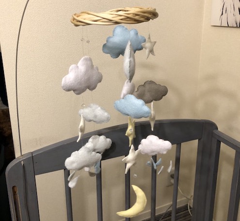 無料型紙 赤ちゃん・子どもも喜ぶ♪簡単モビールの作り方☆シロクマノート