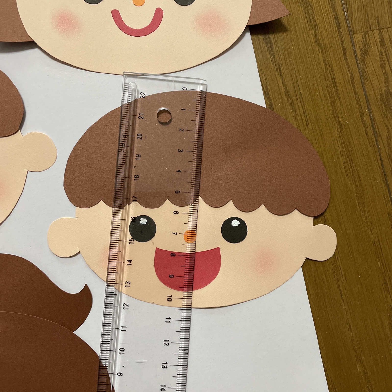 壁面飾り 男の子 女の子 顔のみ4点 保育教材 人物 画用紙 子ども - 壁面飾りゆんゆんminne byGMOペパボ国内最大級のハンドメイド・手作り通販サイト