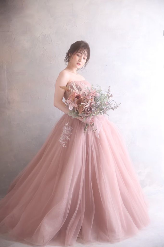 変わりゆく花嫁の姿：その由来と現代トレンド – アンシャンテナチュレ コラム