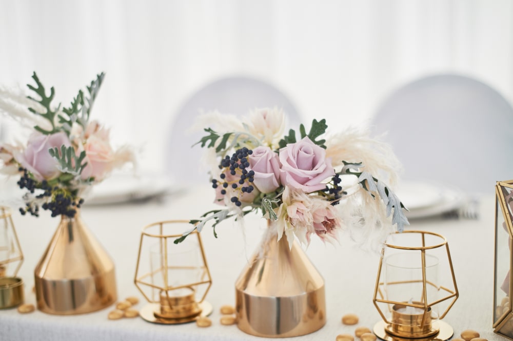 ネイビー ゴールド」のアイデア 12 件ウェディング, ウエディング テーブル, テーブルコーディネート 結婚式