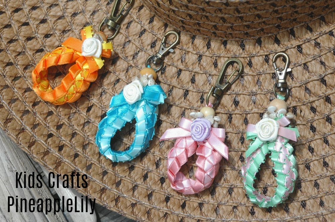 お名前キーホルダー 名入れ ネームキーホルダー 子供キーホルダー 名札 幼稚園 通園バッグ 入園祝い 卒園祝い おうち時間 工作 キッズ バッグランドセル 卒園記念 記念品 子供の名前 手作り 木製 キット 子供鞄 新生活 日本製 サステナブル 8文字まで無料-手作り