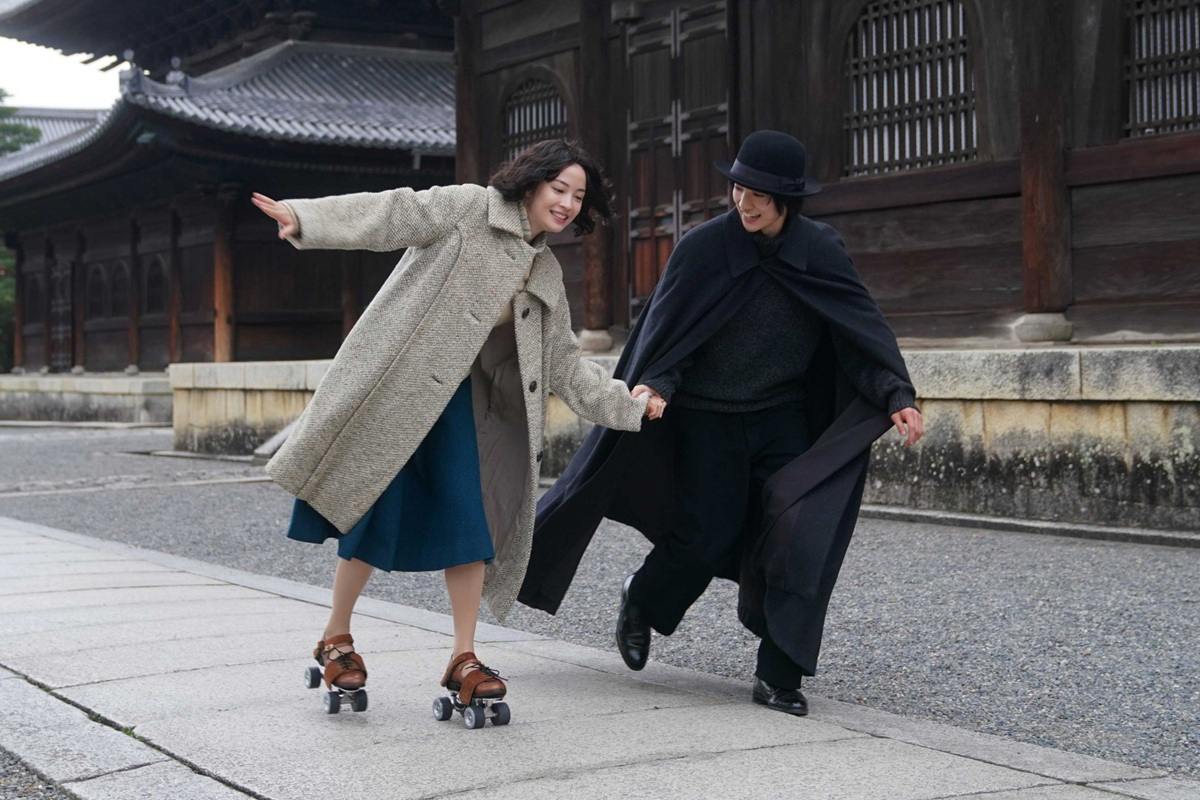 画像・写真 綾瀬はるか、喫煙シーンの演技を市川実日子に相談「指導してもらいながら『それ不自然じゃない？』みたいな 笑 」 16 36WEBザテレビジョン