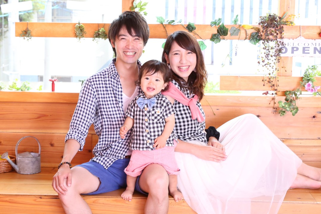 おしゃれな家族写真の撮り方、おすすめの機材も紹介