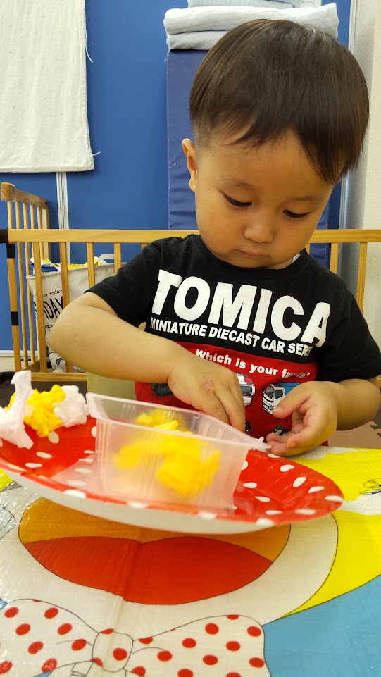 ファミリーデー製作を保育園でしよう プレゼント製作・母の日・父の日・実用的・2歳児保育士くらぶ