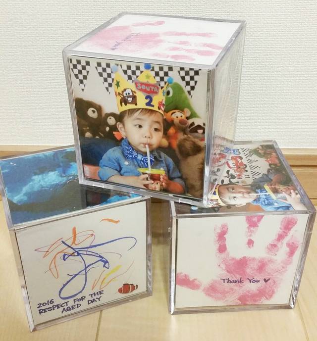 子供の手形や絵を敬老の日のプレゼントに。孫から贈る手作りギフトハンドメイド、手作り通販・販売のCreema