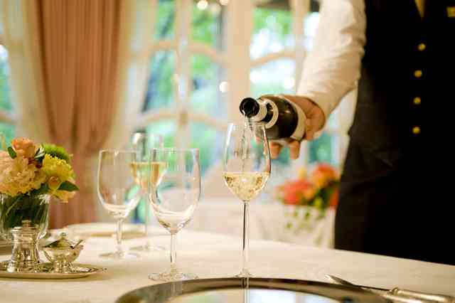 そのまま使える＆アレンジOK 結婚式の「両家代表謝辞」文例集ゼクシィ