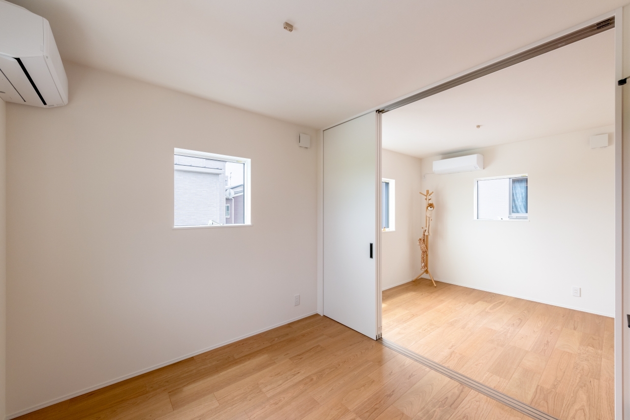 リビングとキッズスペースを仕切る間仕切りアイデアRoomClip mag暮らしとインテリアのwebマガジン