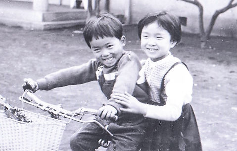 松組 年長組 のみんなで向井千秋記念子ども科学館に行ってきました🎉幼稚園生活で最後の遠足。みんなとっても真剣に、楽しく展示物やプラネタリウムを観てきました🥹育成館幼稚園認定こども園佐野市保活おわかれ遠足向井千秋記念子ども科学館日々の様子