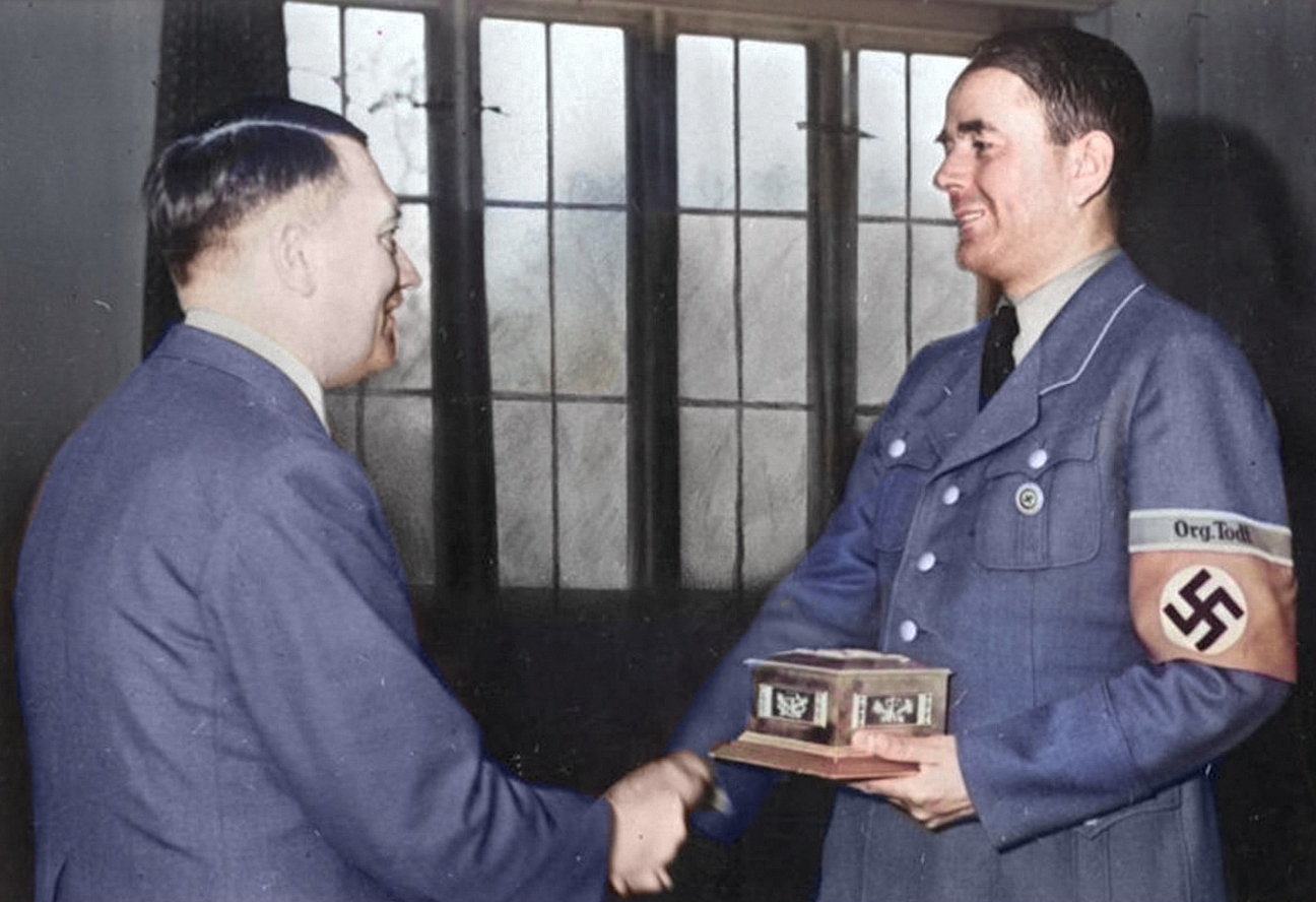 世界史 ヒトラーと女性たちAya