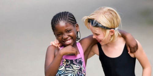 黒人と白人カップルの子供の肌の色について アフリカ系黒人と - 白人 と 黒人 の ハーフ