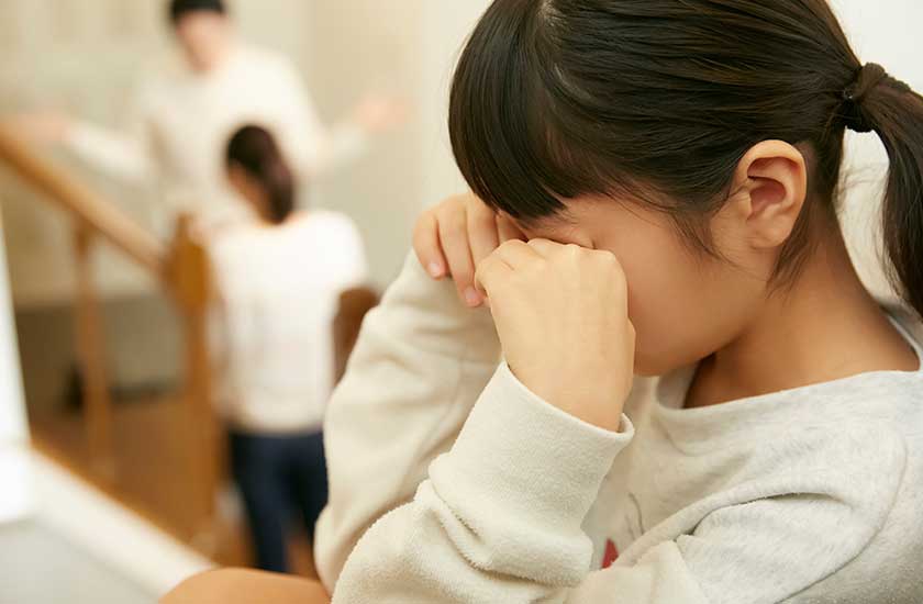 言い訳する子どもにはどう対応する？ 「だって」を繰り返す子どもの心理とは