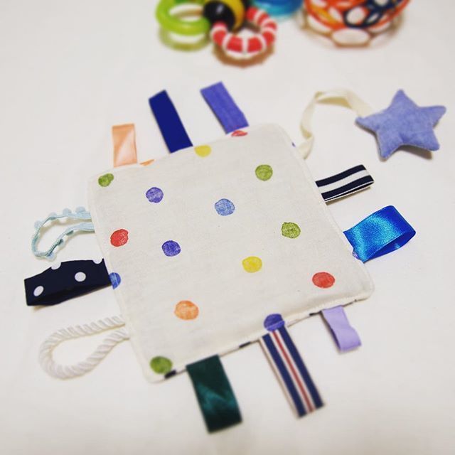 赤ちゃんが喜ぶ手作りおもちゃ☆身近なものを使って楽しい手作りおもちゃを作ろう