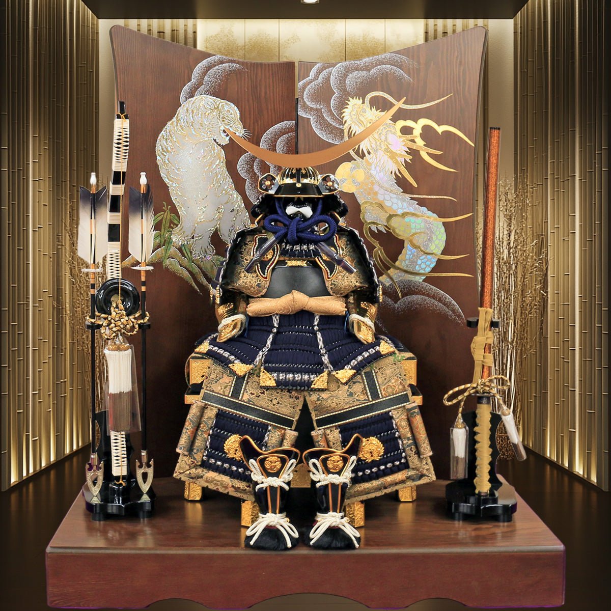 横幅85cm着用兜飾り 武将 伊達政宗 白金被れる兜飾り大きい平飾り五月人形おしゃれ 兜鎧飾り 端午の節句飾り こどもの日 5月人 –五月人形 ひなせい