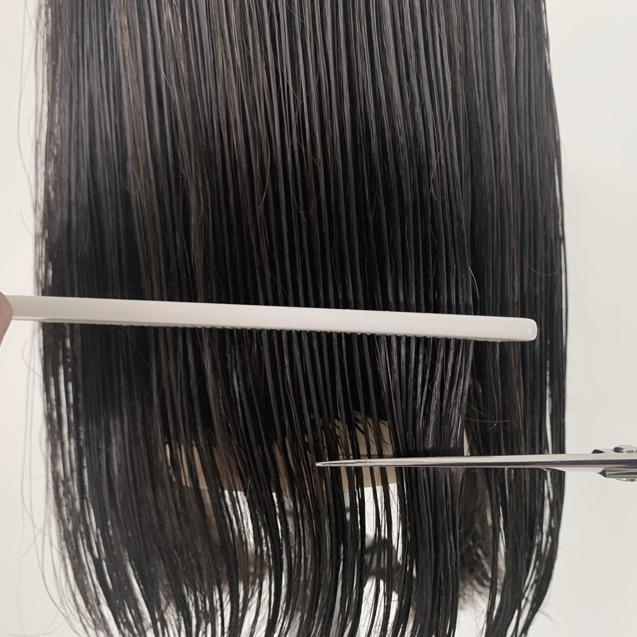 ヘアメイクさんに聞く、子供の髪セルフカット攻略法！ 女の子編VERY