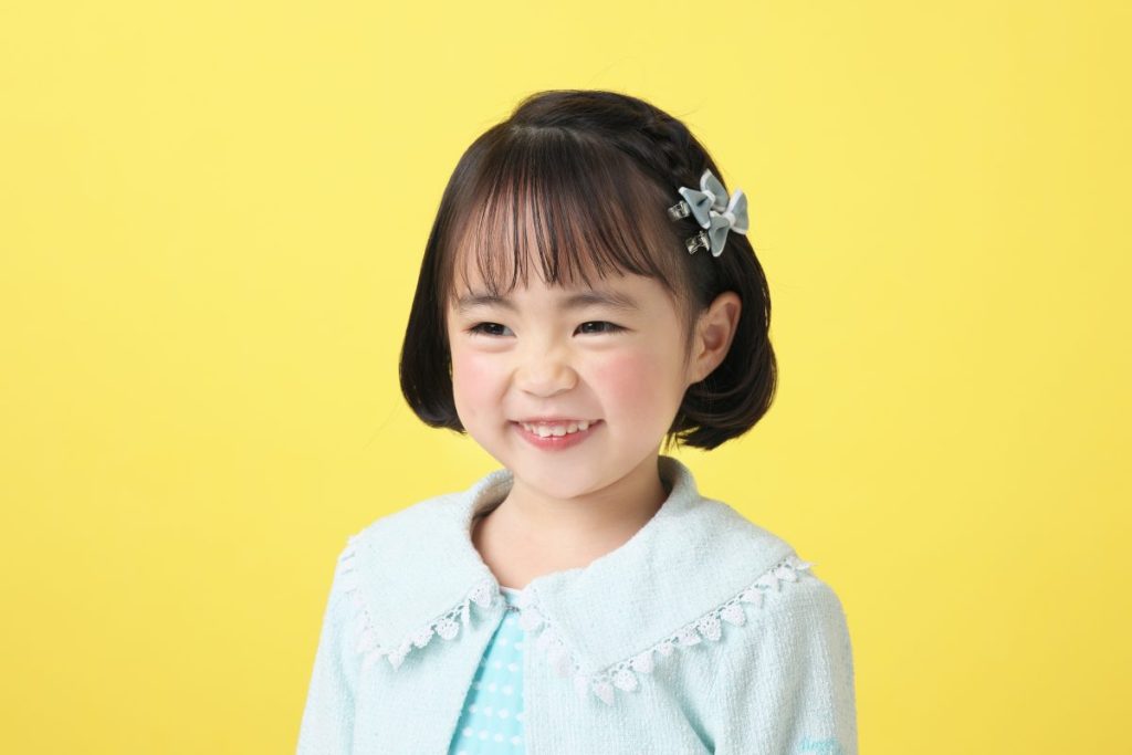 ショートヘア編 お呼ばれにぴったりなヘアアレンジ5選♡自分でも簡単にできる！ 結婚式・パーティー4yuuu