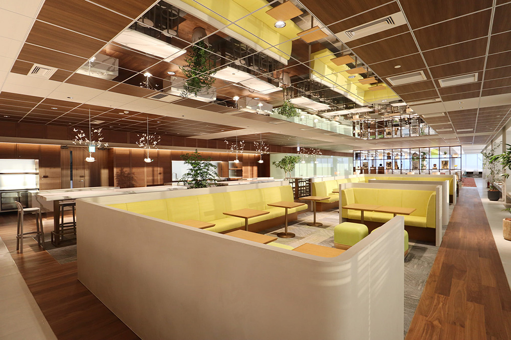 ファミレス席 ファミレスブース があるオフィス特集 - ハイッテ by 株式会社IPPO