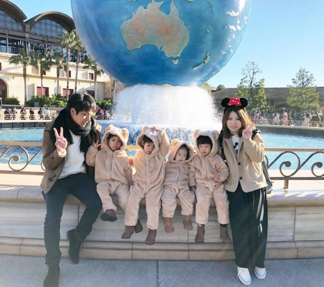 念願の家族ディズニー👨‍👩‍👦‍👦🌈 リンクコーデのテーマは 『ミッキー🐭♥️』☁︎︎*.𓈒𓂂𓂃◌𓈒𓐍☁︎︎*.𓈒𓂂𓂃◌𓈒𓐍☁︎︎*.𓈒𓂂𓂃◌𓈒𓐍ディズニーディズニーデビューインパディズニー東京ディズニーランドディズニー写真ディズニーコーデリンク